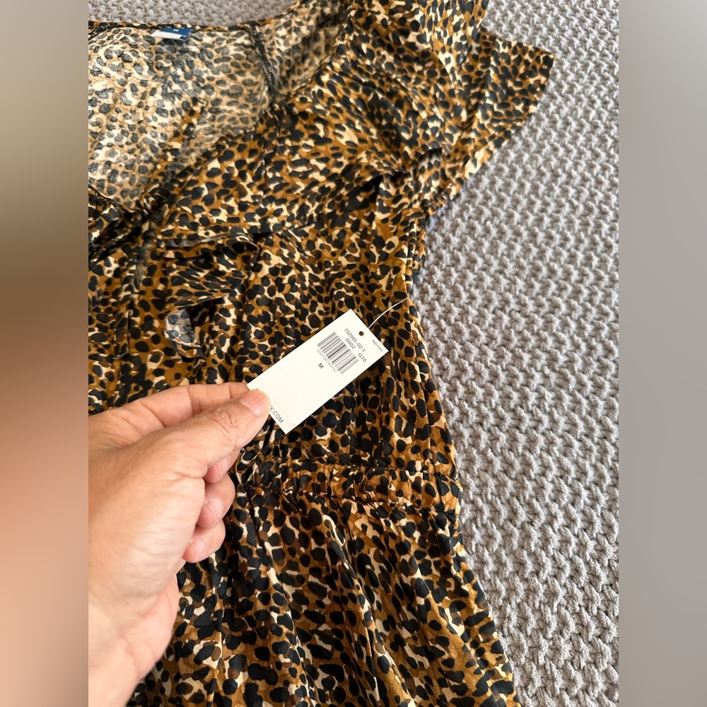 Old Navy Leopard Print Midi Dress in Brown and Black - Picture 4 of 14
